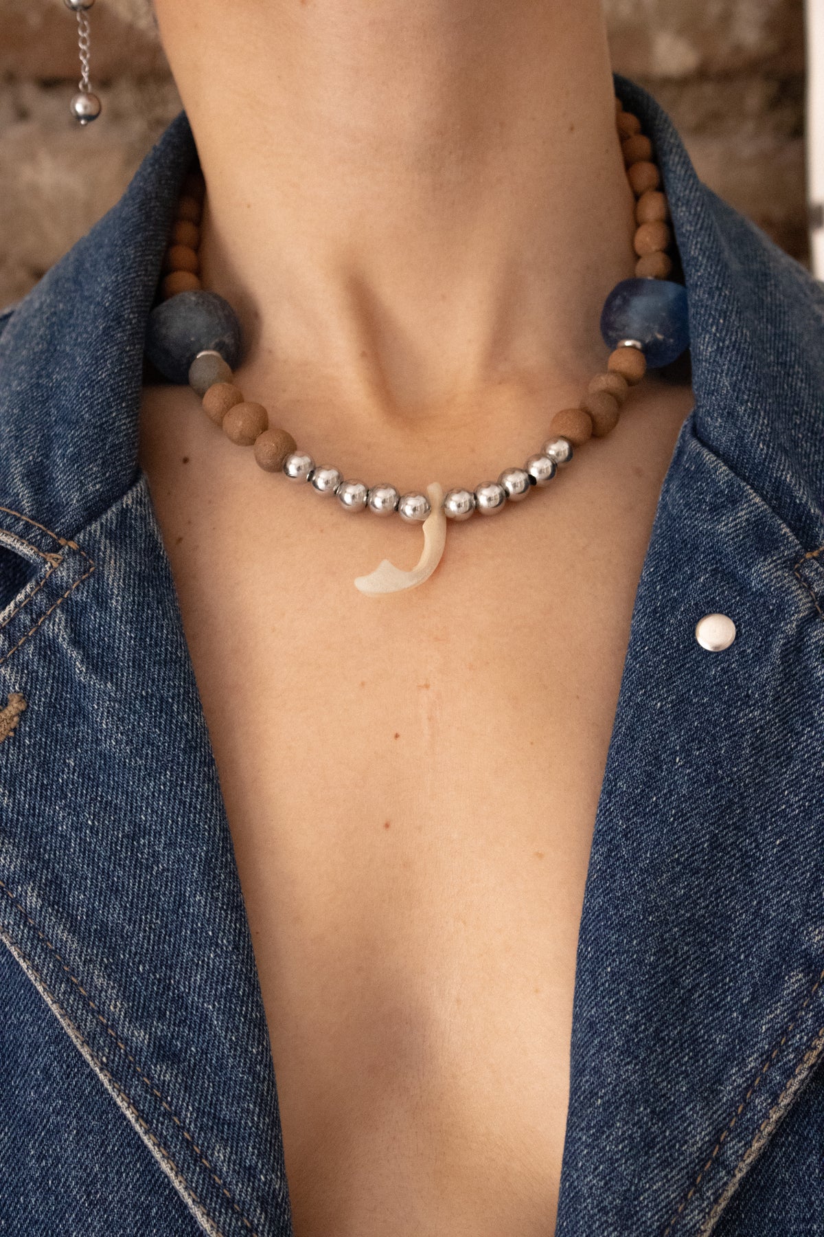 Raices Necklace "r"