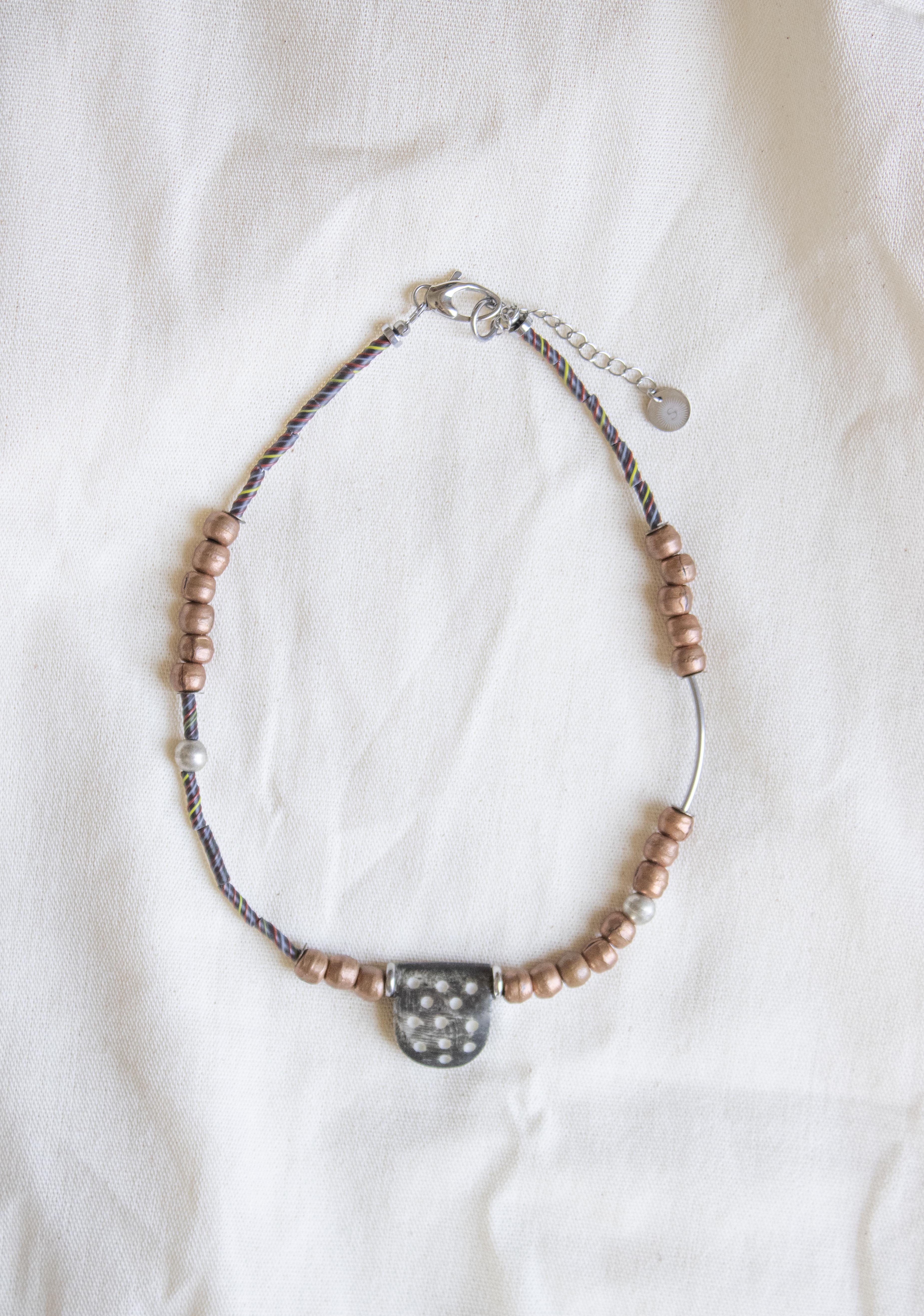 UMA NECKLACE