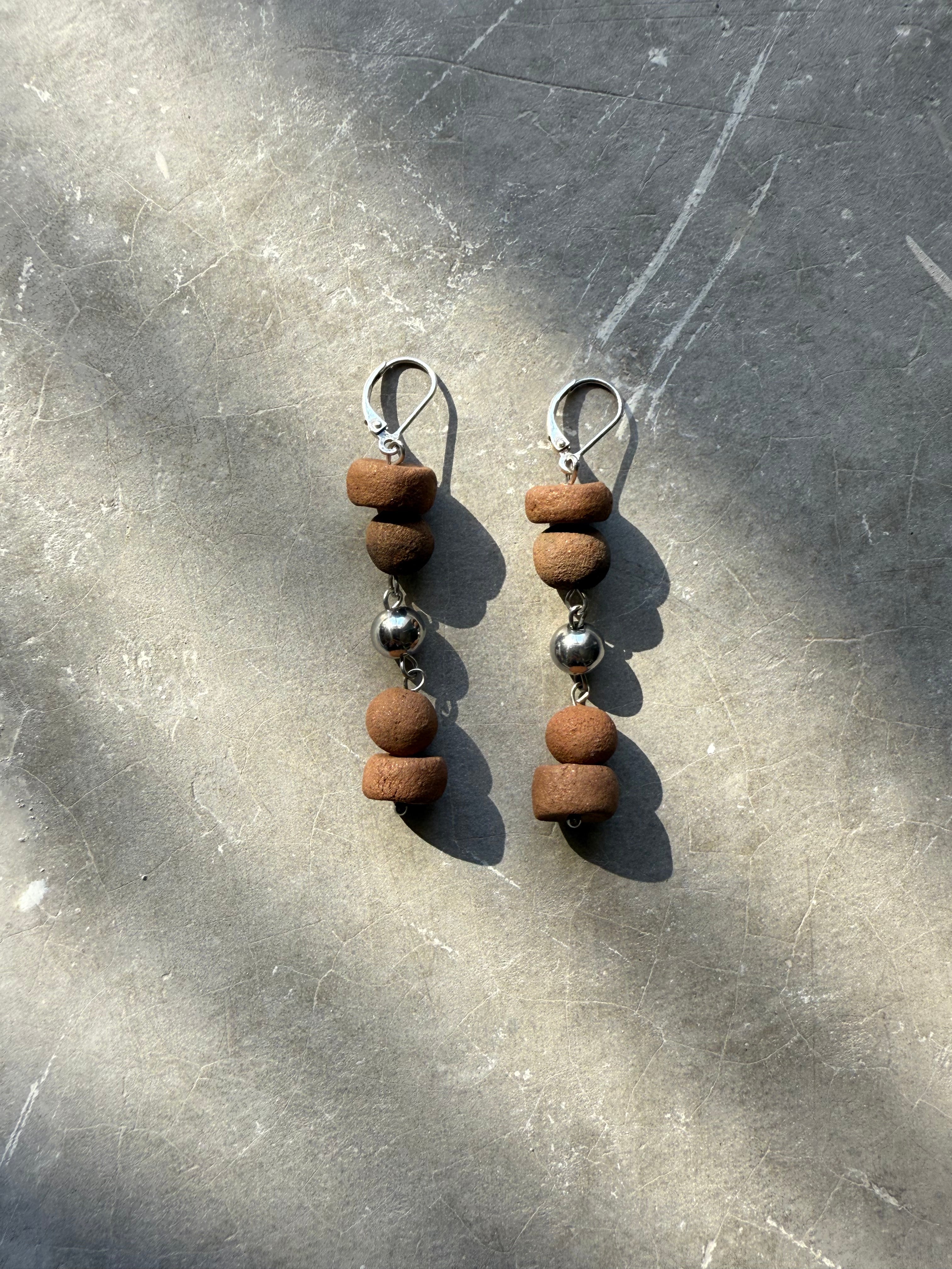 Raices Dangle Earrings, Clay