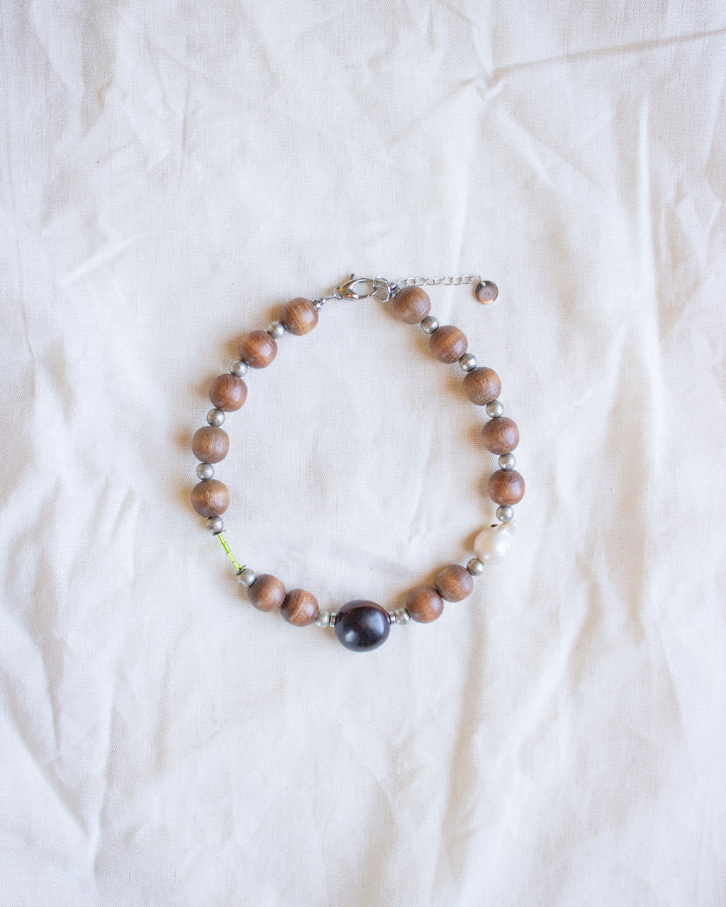 Vetas Necklace